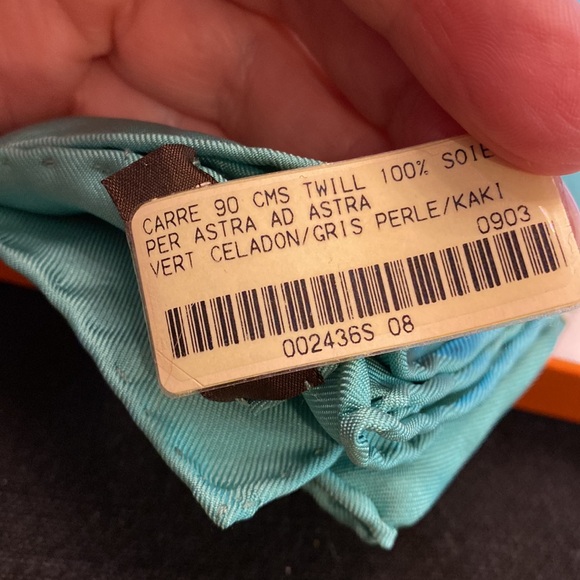 Celadon Hermes Scarf - Picture 3 of 8